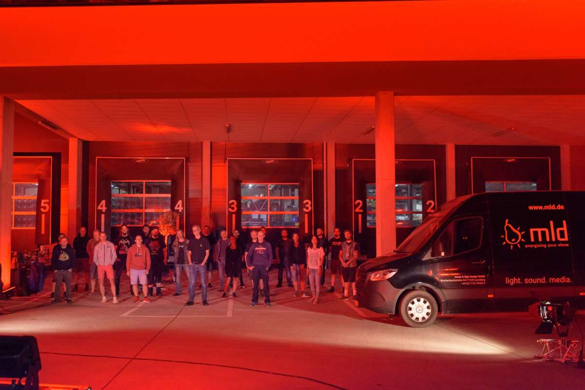 Night of Light“ in Leonberg und der Region: Ein rotes Licht als Zeichen der  Solidarität - Leonberger Kreiszeitung
