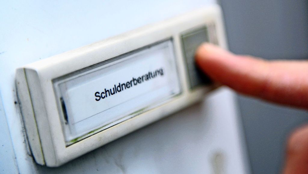 Neue Sozialberatung   im Kreis Ludwigsburg: Diakoniechef: Zahl der     Schuldner wird extrem steigen