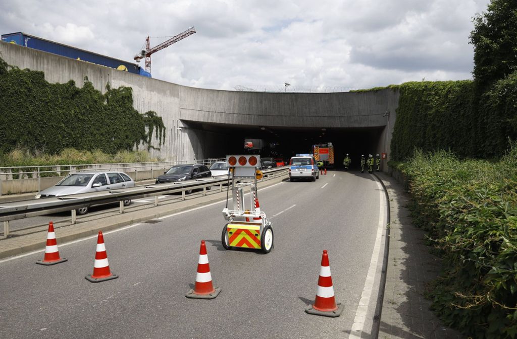 Der Tunnel war während der Unfallaufnahme teilweise gesperrt.