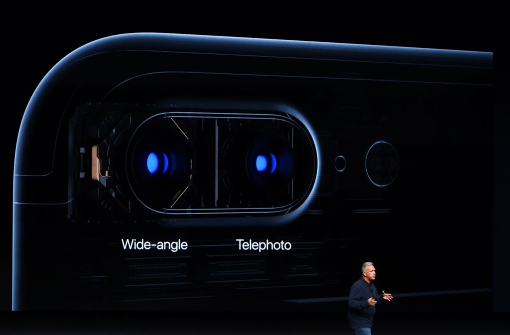 Einen großen Schritt macht Kamera-technisch allerdings nur das iPhone 7 Plus, das eine zweite Kamera bekommt. Damit lässt sich auch ein optischer Zoom verwirklichen.