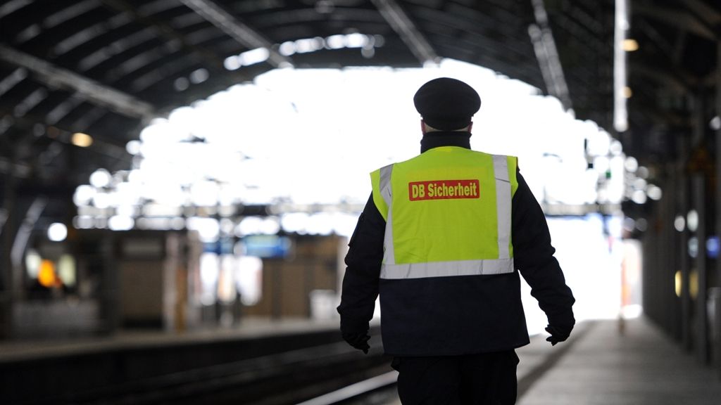 Nach Anschlägen in Deutschland: Bahn: Mehr Sicherheitskräfte in nächsten Jahren