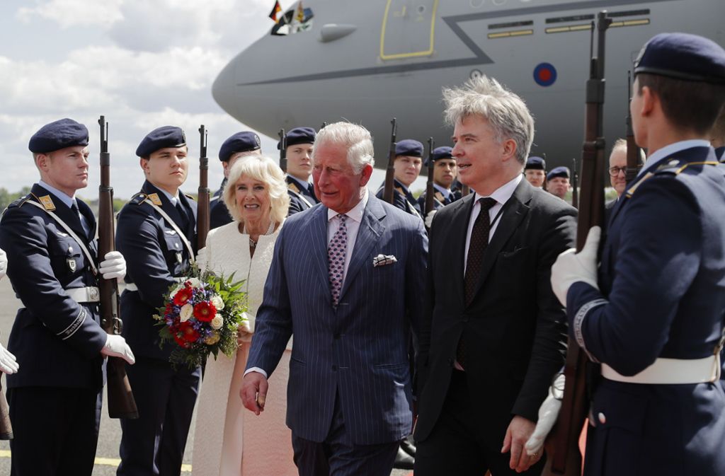 Prinz Charles und Herzogin Camilla sind in Berlin eingetroffen.