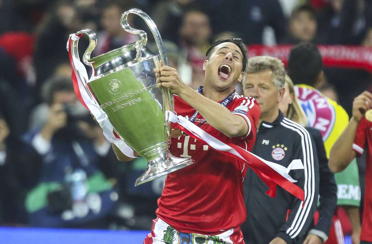 Zur Saison 2012/13 geht es wieder zum FC Bayern München – wo Pizarro in London im Finale gegen den BVB die Champions League gewinnt.