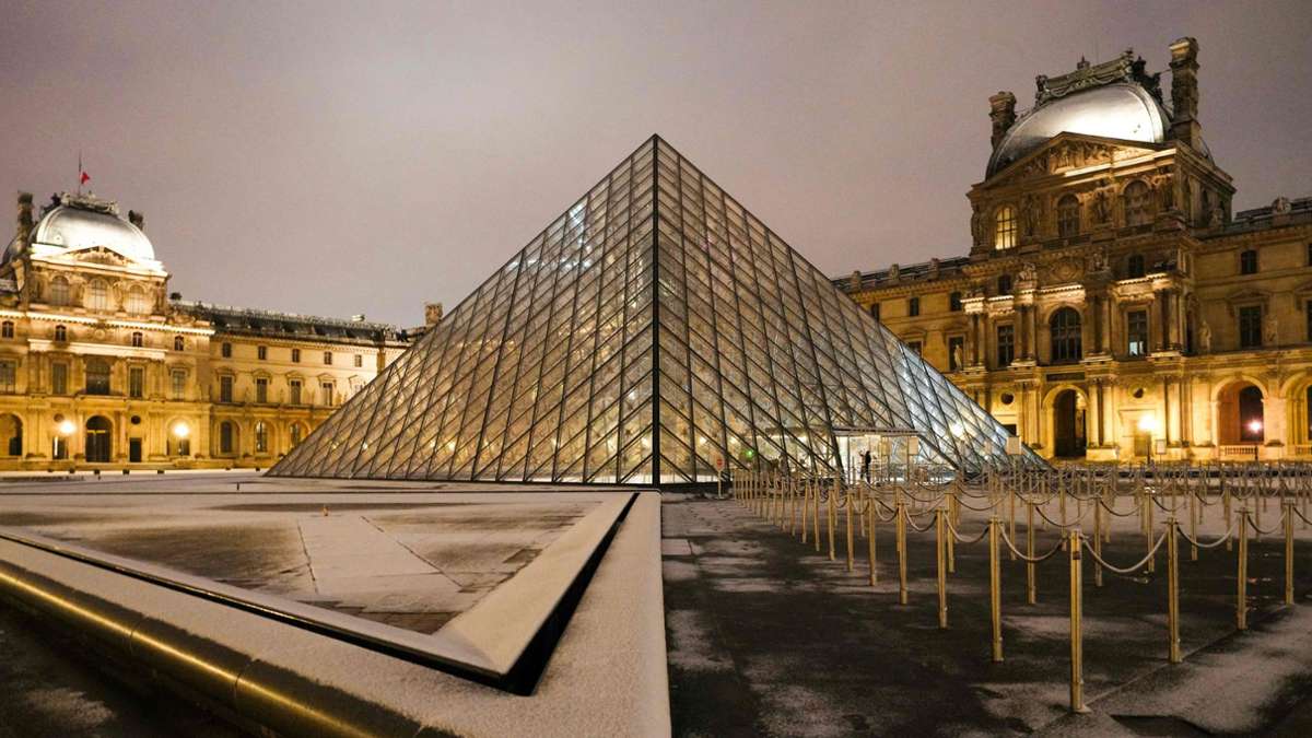Künstliche Intelligenz: Video von Brand im Louvre sorgt für Aufsehen