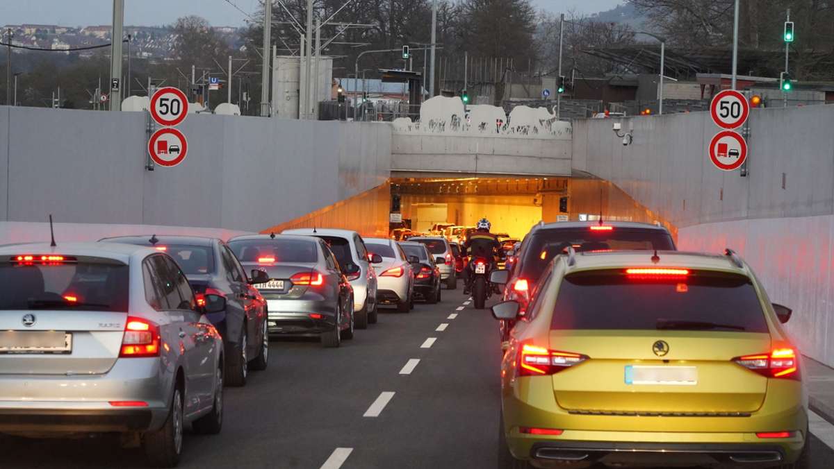 Rosensteinröhren in Stuttgart mit Schwierigkeiten: 456 Millionen für Tunnel, und dann Stau?