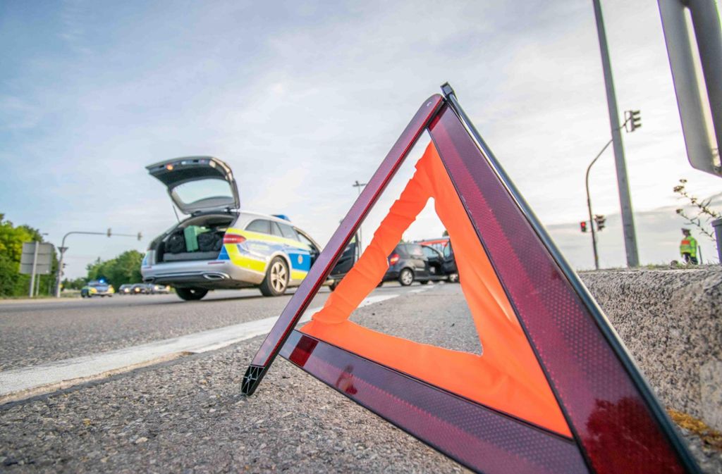 Unfall auf einer Kreuzung in Sindelfingen.