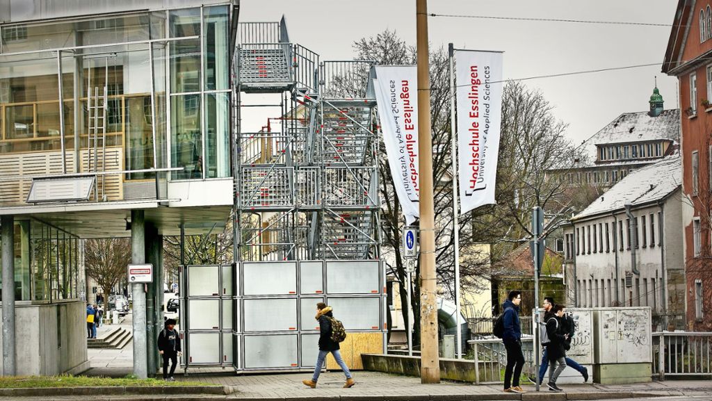 Hochschule Esslingen: Drastische Brandschutzmaßnahmen