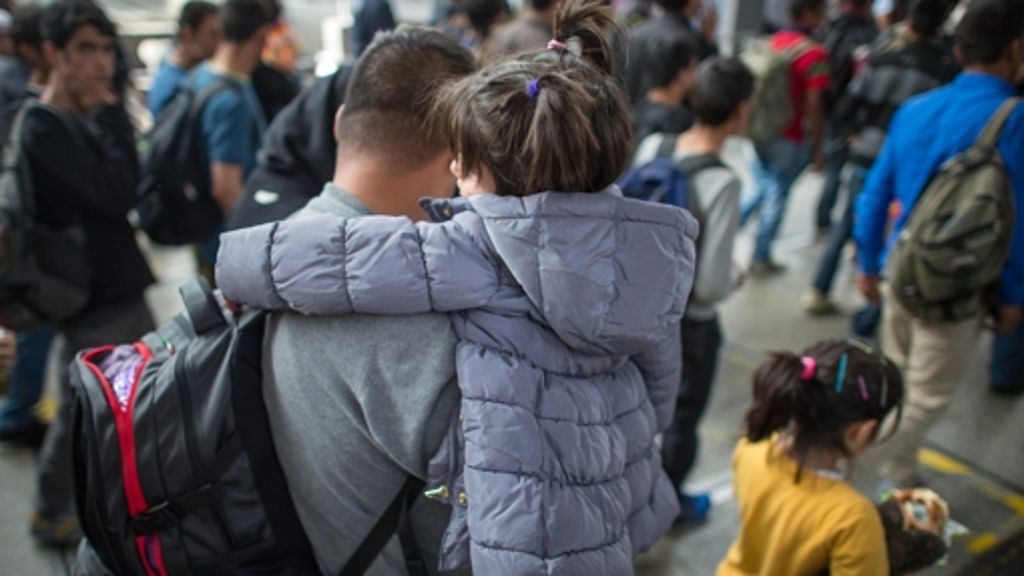 Flüchtlingsdrama in Europa: Bundesregierung erwartet 40.000 Flüchtlinge