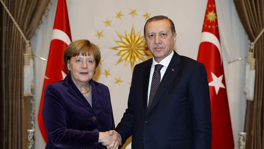 Vor Merkels Türkei-Besuch: SPD-Chef Schulz erwartet Kritik an Erdogans Kurs