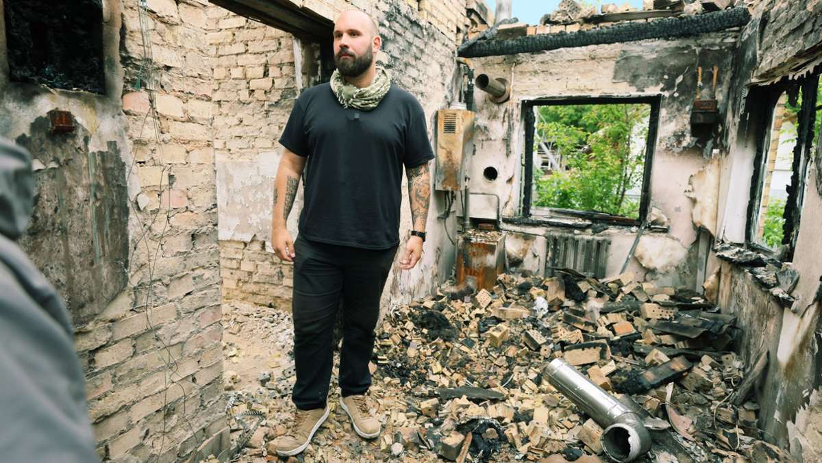„Funk“-Reportagereihe über Ukraine-Krieg: Böblinger Kriegsreporter berichtet aus Butscha