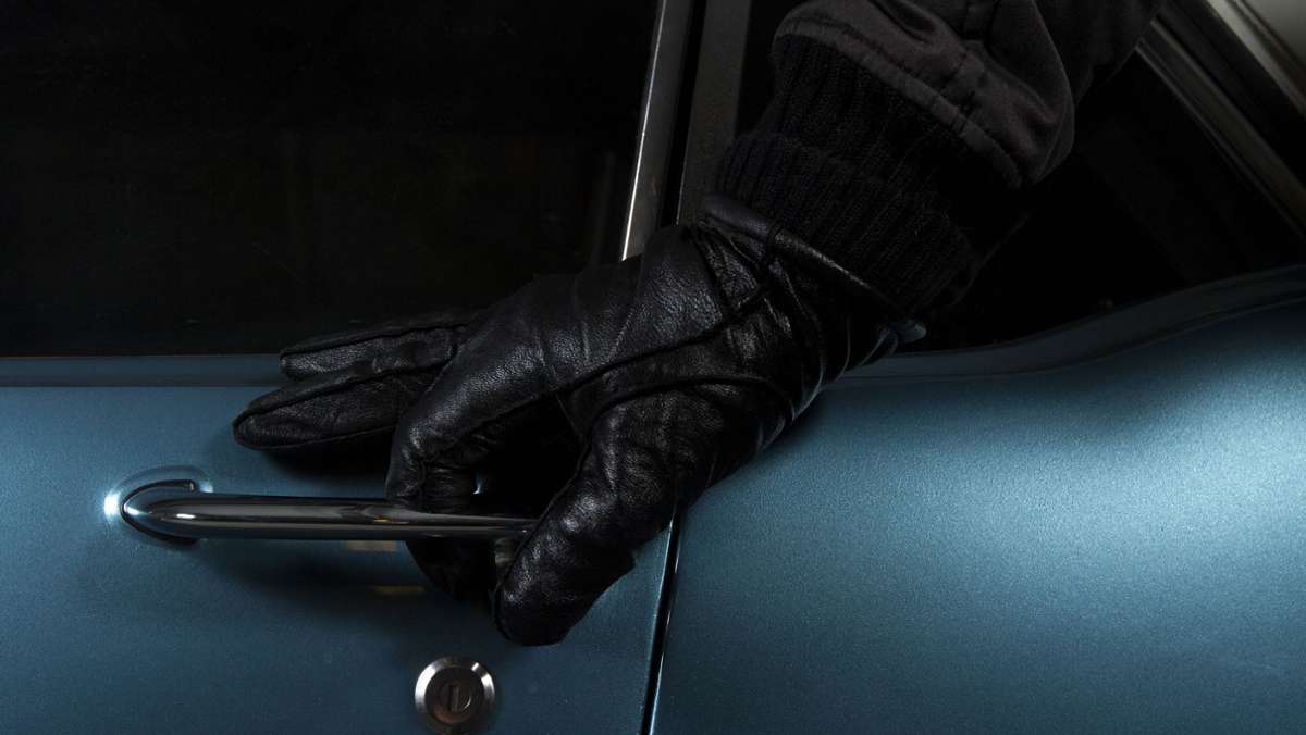 Vaihingen an der Enz: 21-Jähriger soll BMW aus Innenhof von Autohaus gestohlen haben