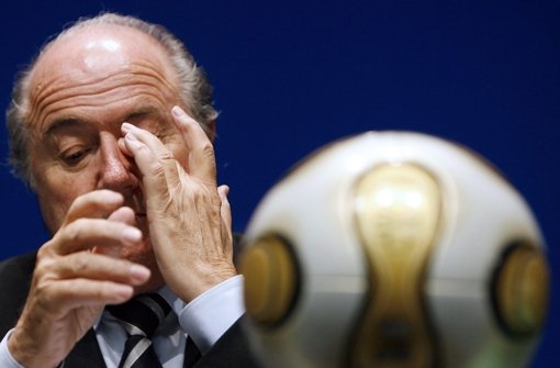 Sepp Blatter: das Gesicht der Glaubwürdigkeitskrise des Fußballs Foto: dpa