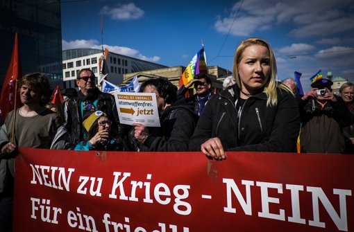 Für die internationale Solidarität wurde am Samstag auf dem Schlossplatz demonstriert. Foto: Lichtgut/Max Kovalenko