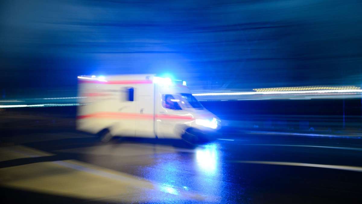 Unfall in Göppingen: Mit Rettungswagen kollidiert – ein Verletzter und hoher Schaden