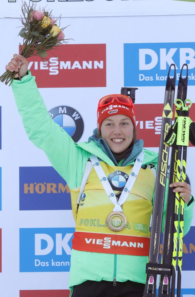 Einmal Gold, zweimal Silber, dreimal Bronze – die Biathletin Laura Dahlmeier hat bei den Weltmeisterschaften in Oslo ein dickes Ausrufezeichen gesetzt. Sie ist spätestens seit 2016 die neue Magdalena Neuner. Und Dahlmeier macht in diesem Winter genauso weiter: Sie siegt und siegt und siegt.