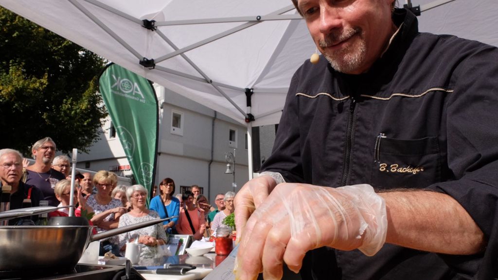 Wochenmarkt Waiblingen: Erste Kochshow lockt Massen auf den Marktplatz