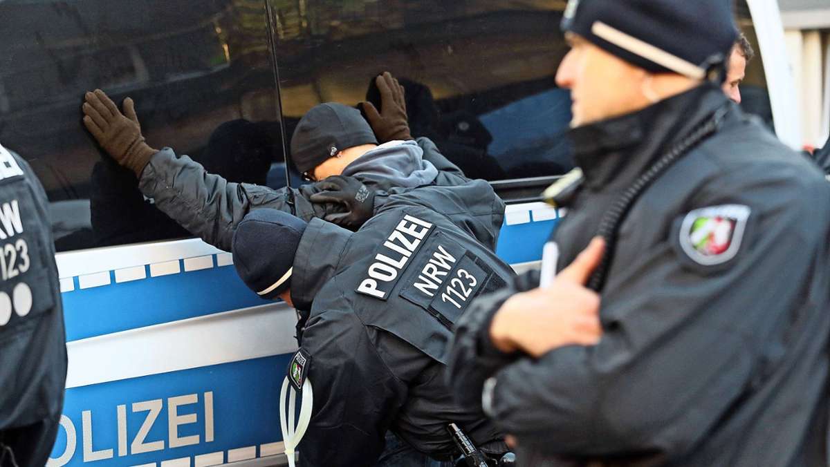 Rechtsextremismus bei der Polizei: Strobl warnt vor Generalverdacht