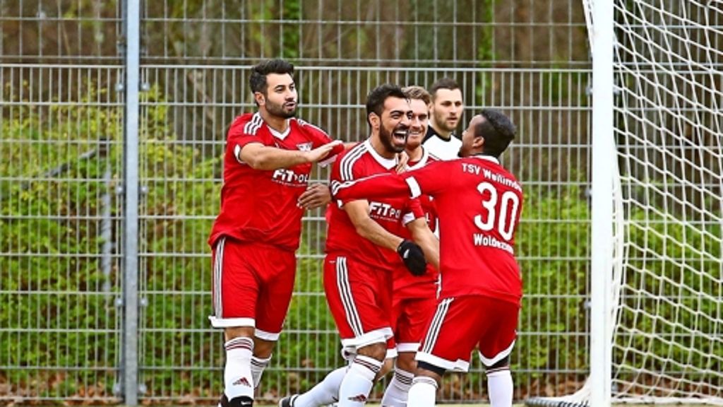 Fuball-Bezirksliga: N.A.F.I. patzt, der TSV schließt auf