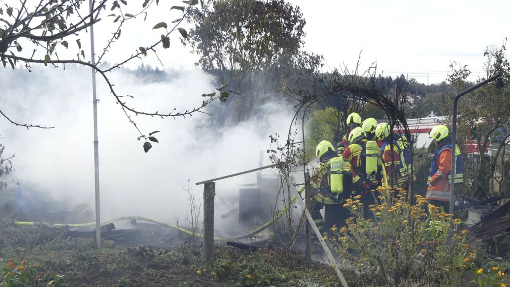 Brand in Welzheim: Gesicht durch Feuer in Gartenhütte verbrannt