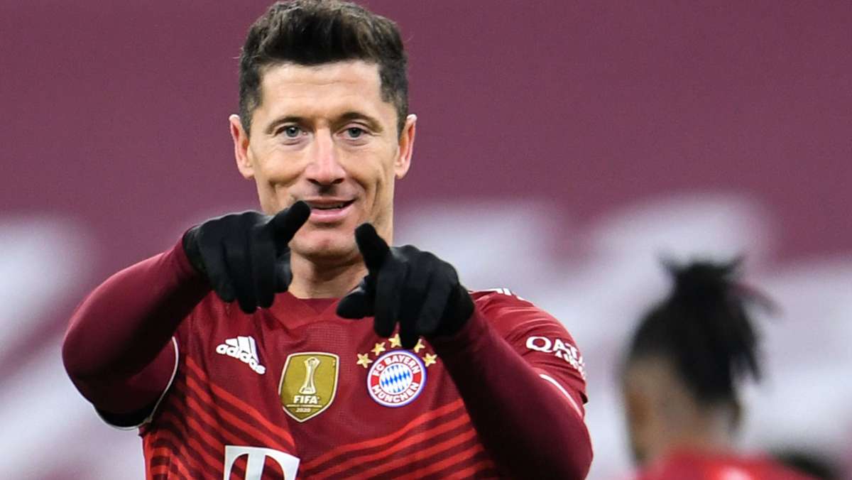  Zum zweiten Mal in Folge ist Robert Lewandowski Weltfußballer des Jahres. Der Stürmerstar des FC Bayern München setzte sich jetzt gegen den sechsmaligen Gewinner Lionel Messi durch. 