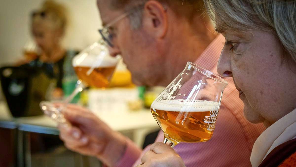 Bierprobe in Ludwigsburg: Ein Bier-Nerd braut mit Ahornsirup und Haferflocken