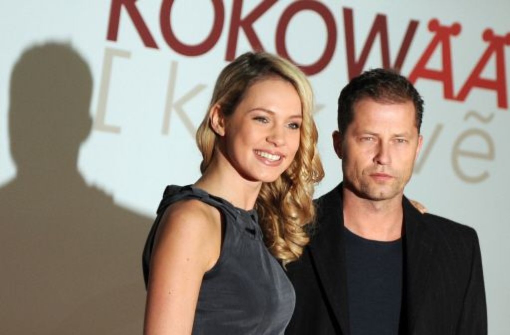Til Schweiger bringt neben seinen Kindern auch seine Freundin Svenja Holtmann zur Premiere mit. Sie hat ebenfalls eine Rolle im Film.