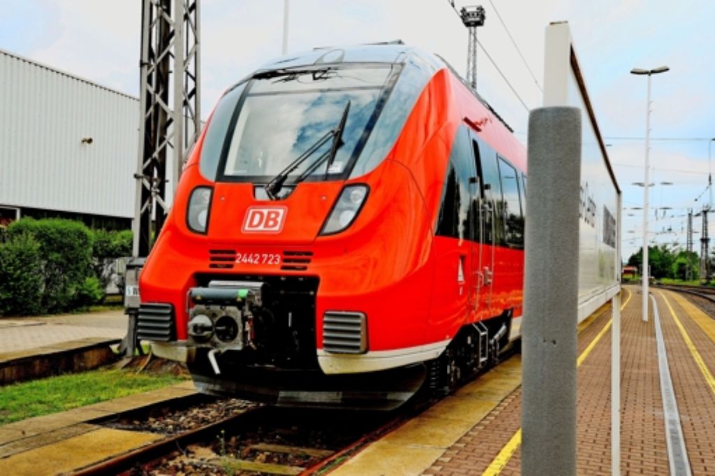 Von 2017 an will die Bahn  auf der Gäubahn   moderne Triebwagen einsetzen. Foto:  