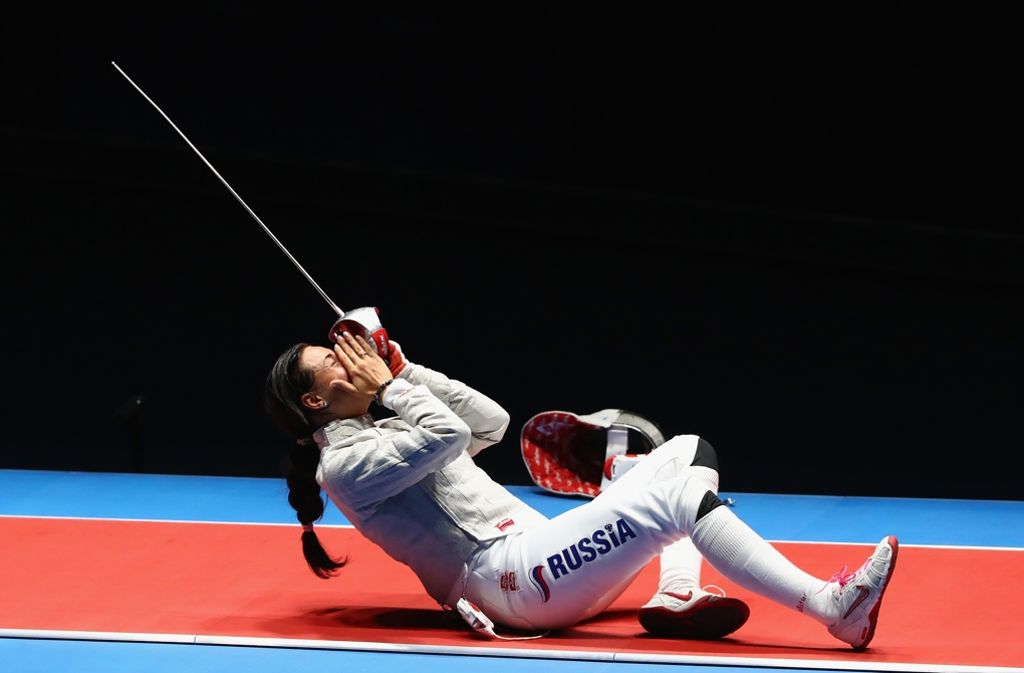 Die Russin Yana Egorian konnte es kaum glauben: Die Fechterin gewann eine Goldmedaille.