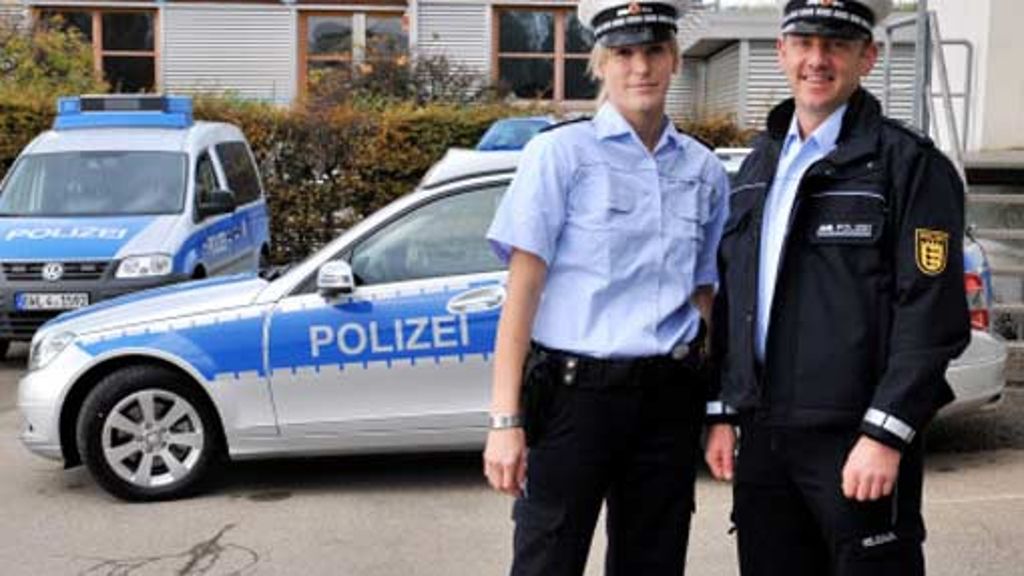 Blaue Polizeiuniformen: Neue Dienstkleidung wird teurer