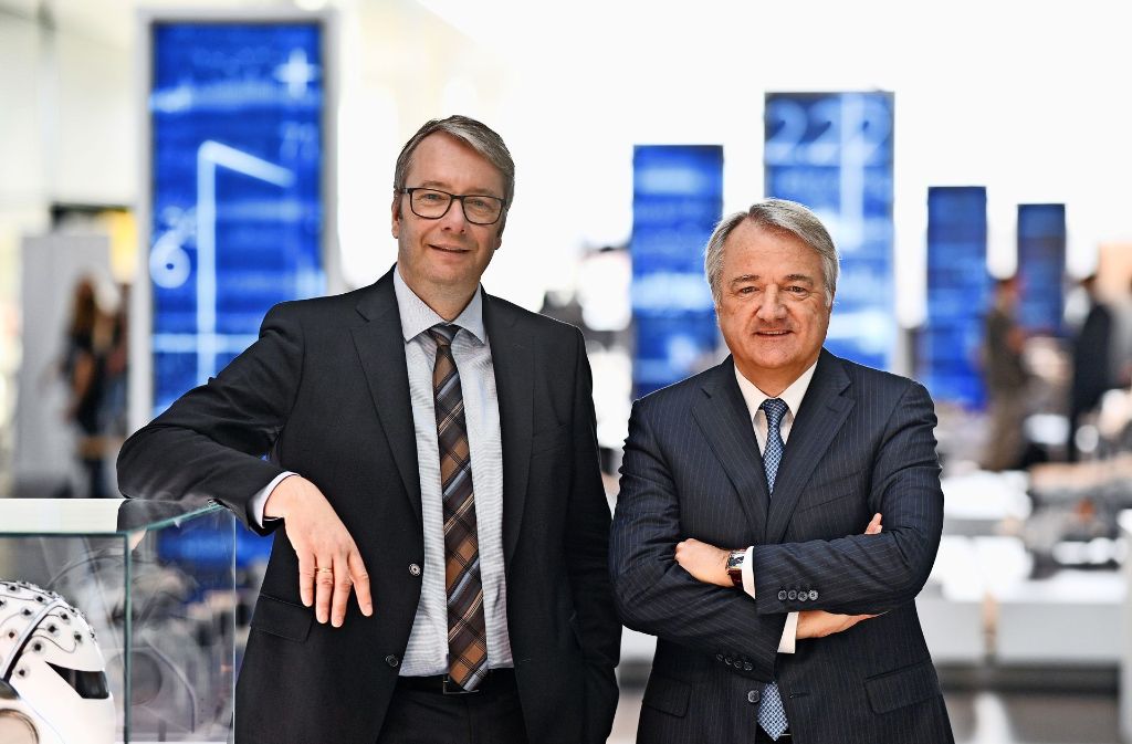Ein Bild aus guten Tagen:  Stefan Sommer (links) und Finanzchef  Konstantin Sauer Foto: ZF