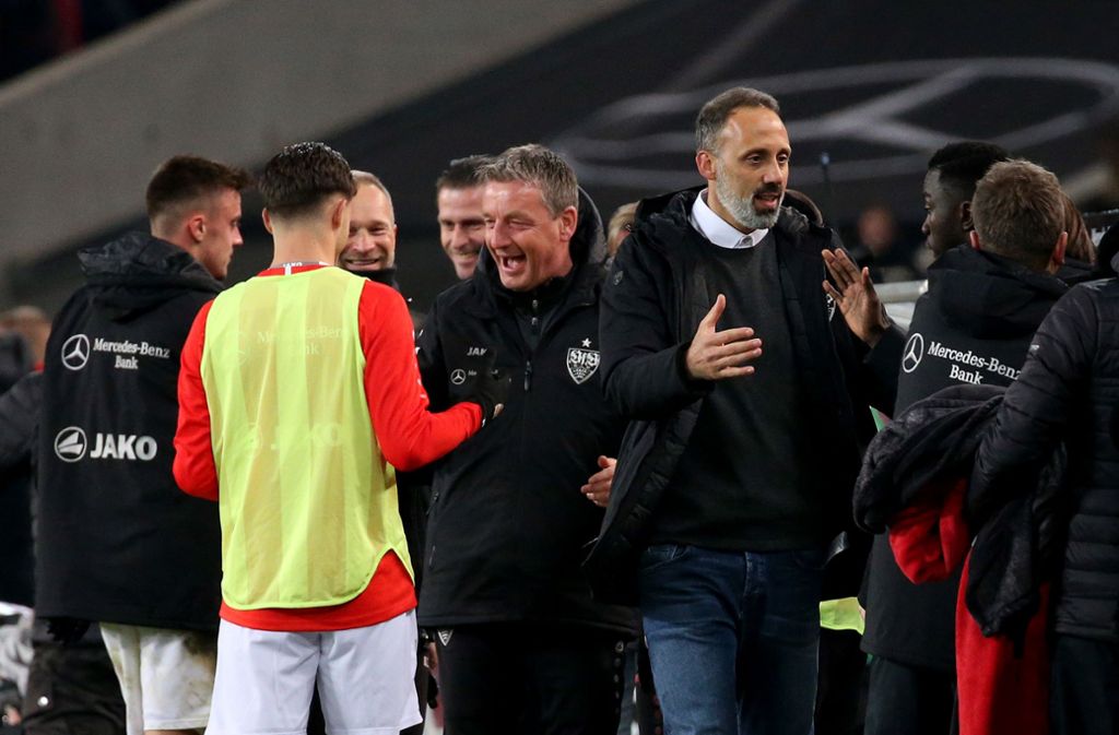 Erstes Pflichtspiel als VfB-Trainer, erster Sieg: Pellegrino Matarazzo feierte einen 3:0-Erfolg gegen Heidenheim.