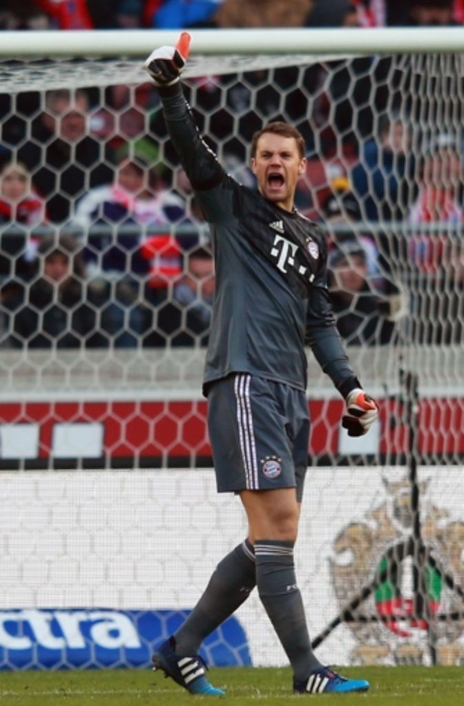 Bayern-Torhüter Manuel Neuer: „Die erste Hälfte war noch nicht so gut, aber in der zweiten Hälfte haben wir den Ball gut zirkulieren lassen und das zweite Tor gemacht. Das war dann letztlich entscheidend.“