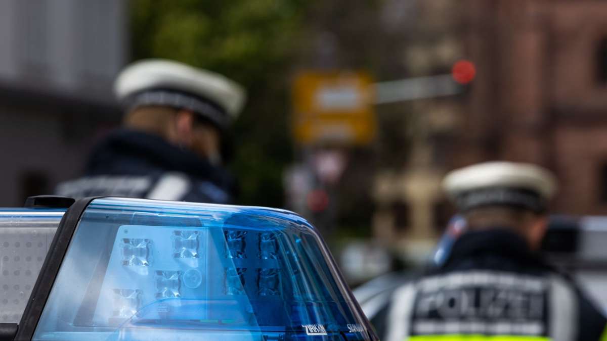 Nürnberg: 30-jähriger Polizist  gestorben - Polizei prüft Attacke als Ursache