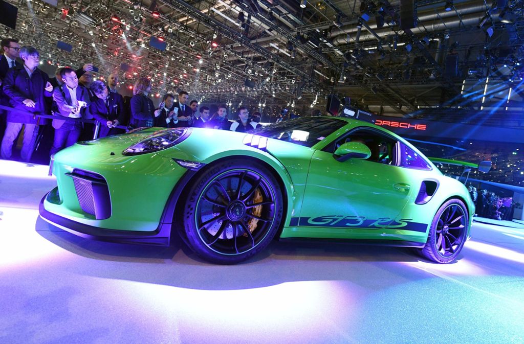 Neu ist auch der Farbton des Porsche: Ab sofort können Kunden den Flitzer in Lizardgrün bestellen.