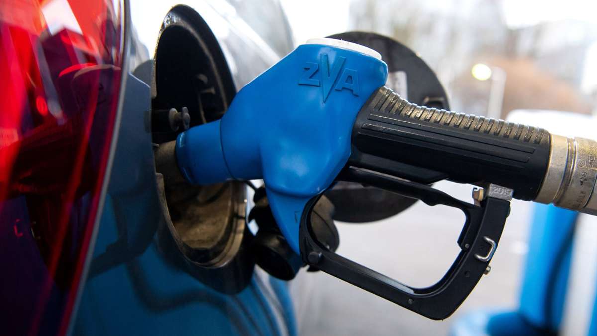 Niedrige Energiesteuer: Warum die Benzinpreise trotzdem nicht so schnell sinken