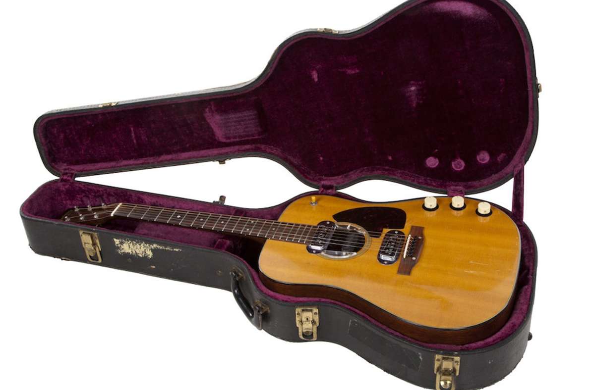 Satte 5,4 Millionen Euro brachte diese Gitarre Kurt Cobains am vergangenen Samstag bei einer Versteigerung in Beverly Hills ein – Weltrekord.