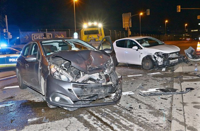 Unfall in Leonberg: Zusammenstoß auf der Geze-Kreuzung