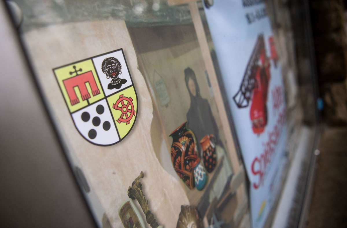 So sieht das alte Wappen aus. Zwei Monate lang konnten Bürger Vorschläge für eine neue Gestaltung machen. Foto: dpa/Marijan Murat