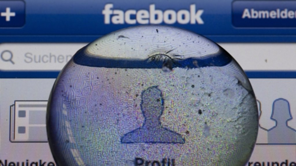Verbraucherzentralen : Abmahnung für Facebook