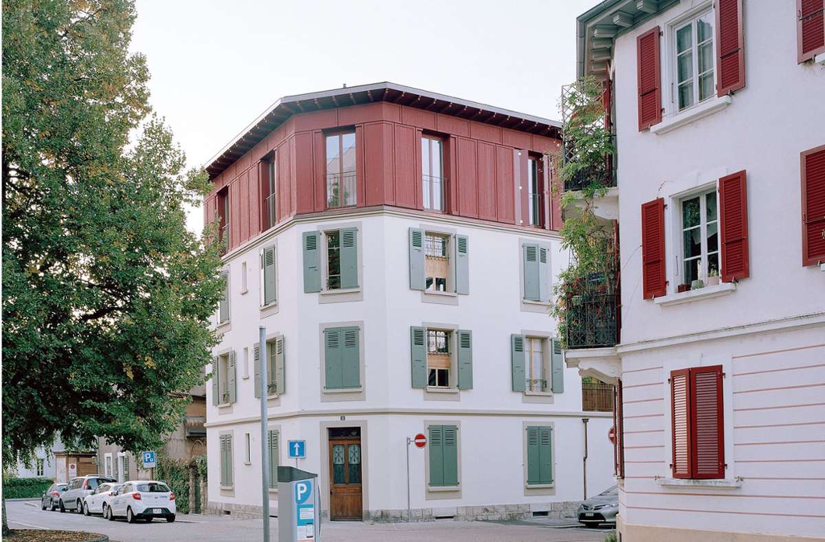Gold Award, Mehrfamilienhäuser: Rapin Saiz Architectes, Renovierung und Aufstockung eines Wohngebäudes, Vevey, Schweiz