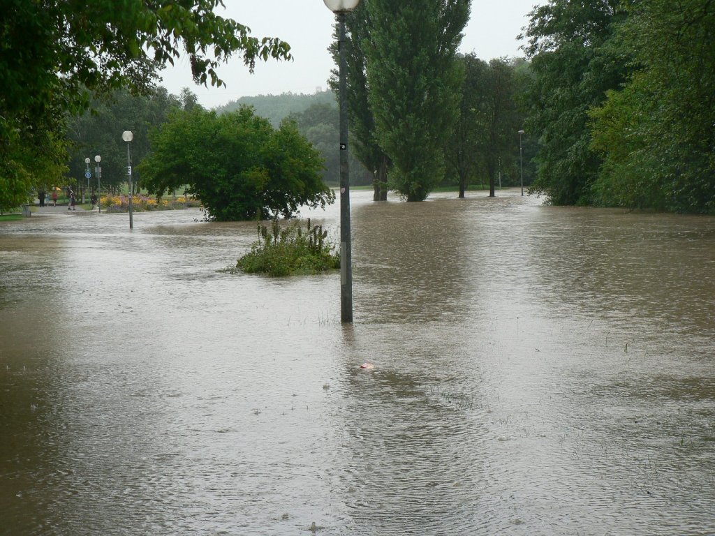 Hochwasser im Sommerhofenpark in Sindelfingen