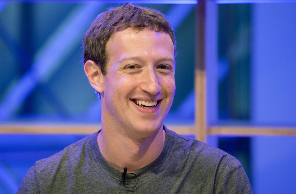 Der erst 32 Jahre alte Facebook-Chef Mark Zuckerberg kam auf den fünften Platz. „Forbes“ zufolge hat der Gründer des sozialen Netzwerks ein Vermögen von 56 Milliarden Dollar angehäuft.