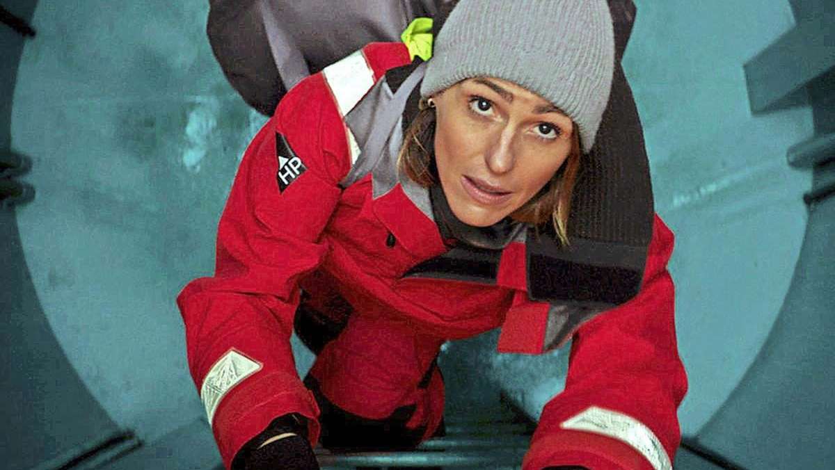  Die nun bei Arte zu sehende britische Krimiserie „Vigil“ war ein Hit für die BBC. Suranne Jones spielt eine Polizistin, die an Bord eines im Einsatz befindlichen U-Boots ermittelt. 