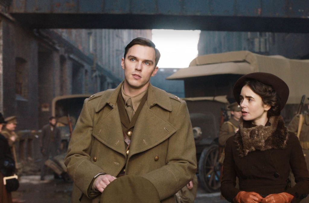 Ein grandios spielendes Paar: Nicholas Hoult als J. R. R. Tolkien und Lily Collins, die Tochter von Phil Collins