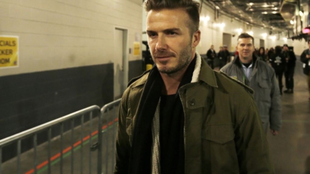  Wie viel Wahrheit steckt in diesem Gerücht? David Beckham und seine früheren Mannschaftskollegen wollen ihren Ex-Verein Manchester United kaufen, schreibt die Sun. Dabei ist die englische Fußball-Ikone doch gerade dabei, in den USA ein Team aufzubauen. 