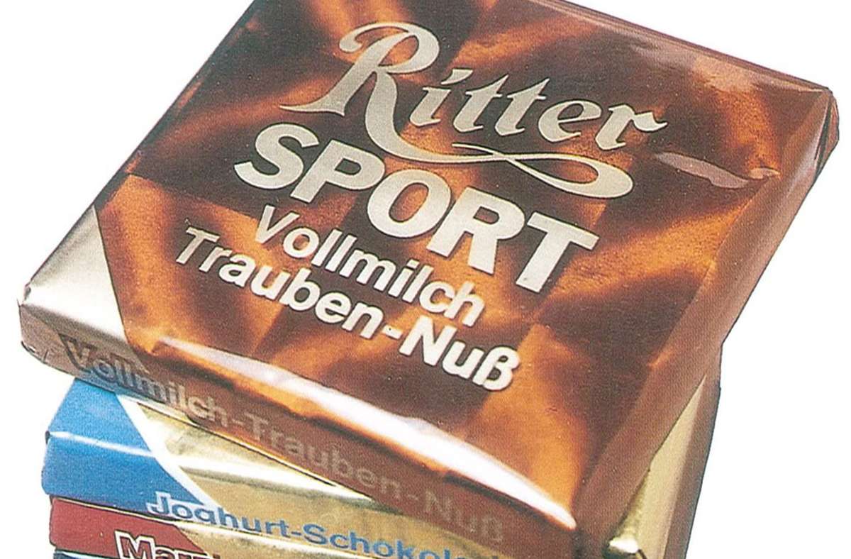 Im Jahre 1969 bekam die Verpackung bunte Ecken. Sie waren ein Vorläufer der komplett bunten Tafeln, die 1974 eingeführt wurden. Sie sind bis heute ein Kennzeichen der Marke Ritter Sport.