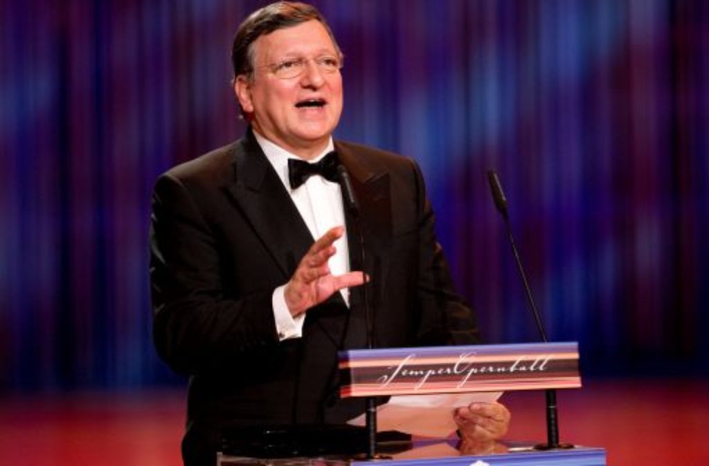 EU-Kommissionspräsident José Manuel Barroso erhält den St. Georgs-Orden für sein langjähriges Engagement für die europäische Integration.