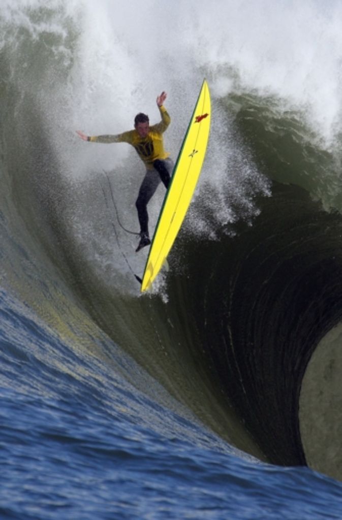 Nicht wenige Big Wave-Surfer haben ihr Leben gelassen, während sie ihrer Leidenschaft nachgegangen sind. Nach Mark Foo starb ein Jahr später Donnie Solomon beim Surfen in Waimea Bay. Malik Joyeux starb in der „Pipeline“ (Oahu, Hawaii) am 2. Dezember 2005. Einige der berühmtesten Big Wave-Surfer starben im Wasser, aber nicht beim Surfen: Eddie Aikau war 1978 nach einer Bootsexpedition verschollen, „Mavericks“-Surfer Jay Moriarty starb 2001 mit nur 22 Jahren beim Tauchen.