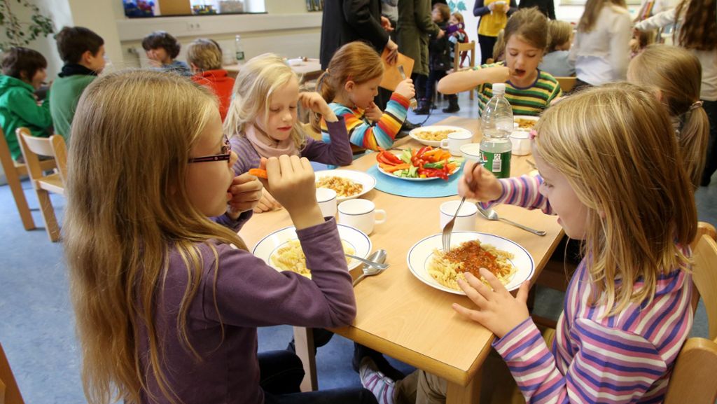 Gesunde Ernährung: Wissen bei Lehrern und Erziehern oft mangelhaft