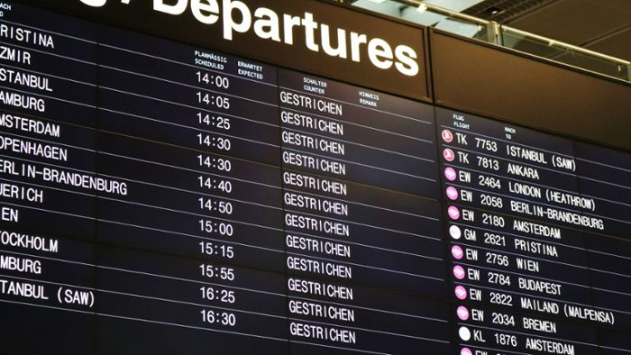 Gambischer Altenpflegehelfer aus Kirchheim am Neckar: Verhinderte der Flughafen-Streik die   Abschiebung erneut?